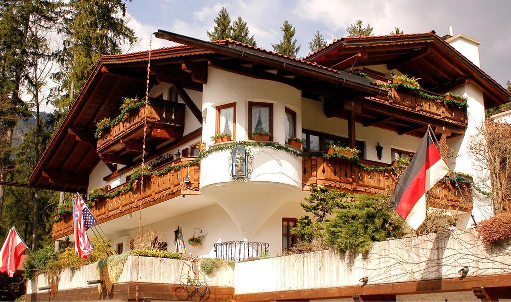 Alpenchalet Zum Jeremia グライナウ エクステリア 写真