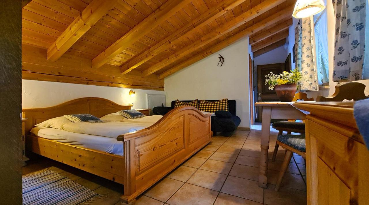 Alpenchalet Zum Jeremia グライナウ エクステリア 写真